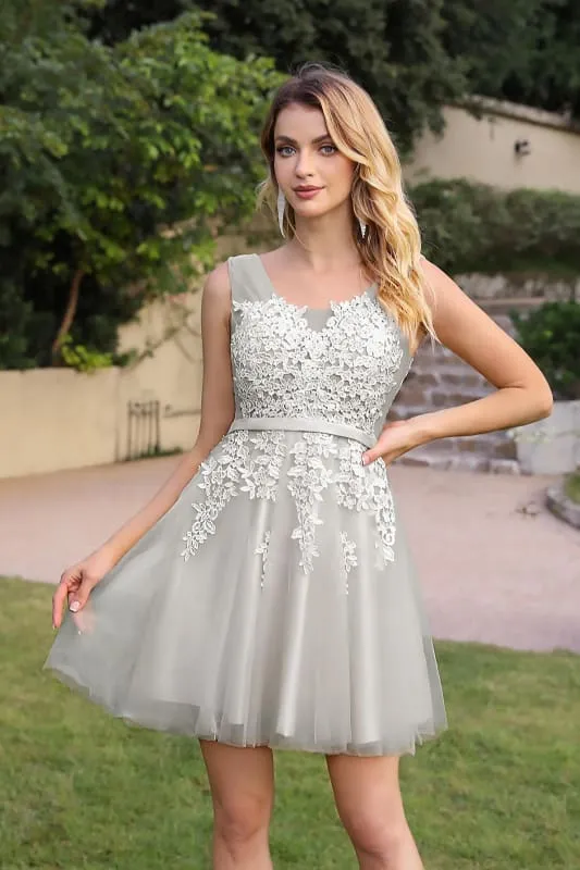 Burgundy Short Formal Gown Lace Applique V Neck Homecoming Dresses