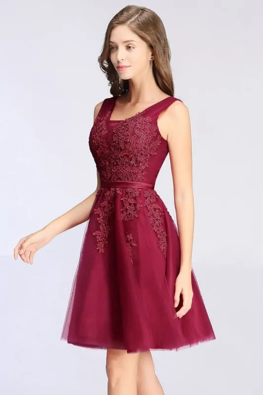 Burgundy Short Formal Gown Lace Applique V Neck Homecoming Dresses