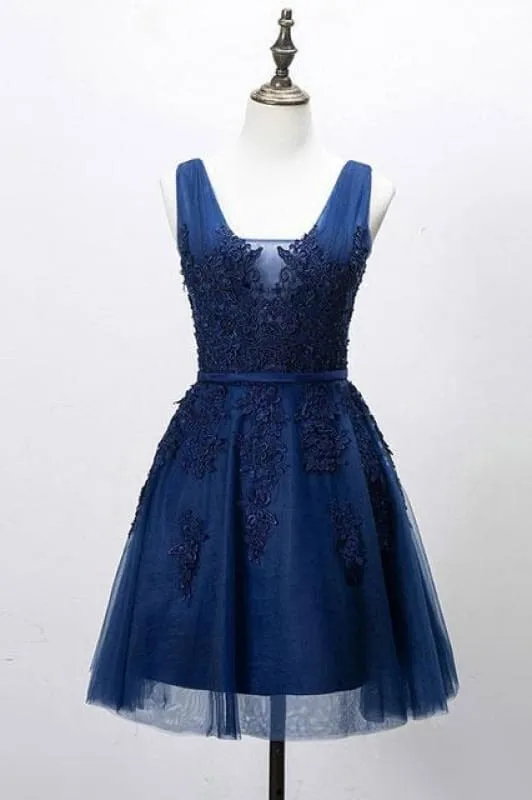 Burgundy Short Formal Gown Lace Applique V Neck Homecoming Dresses