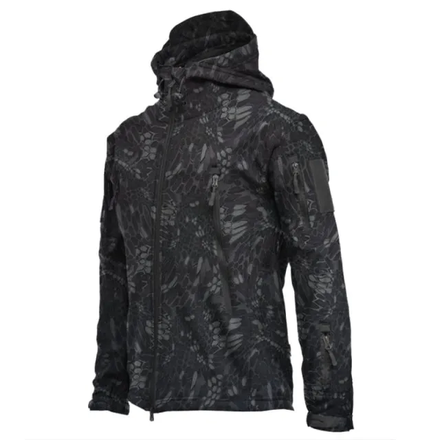 Men or Women's Outdoor Soft Shell Fleece, Windproof, Waterproof, Breathable & Thermal.